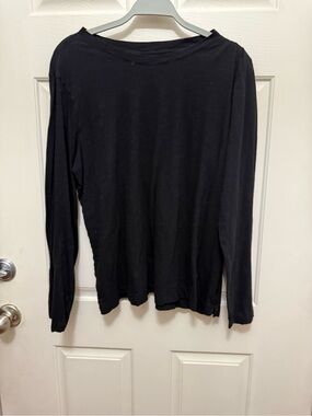 LOFT Black Long-Sleeve Crewneck Shirt